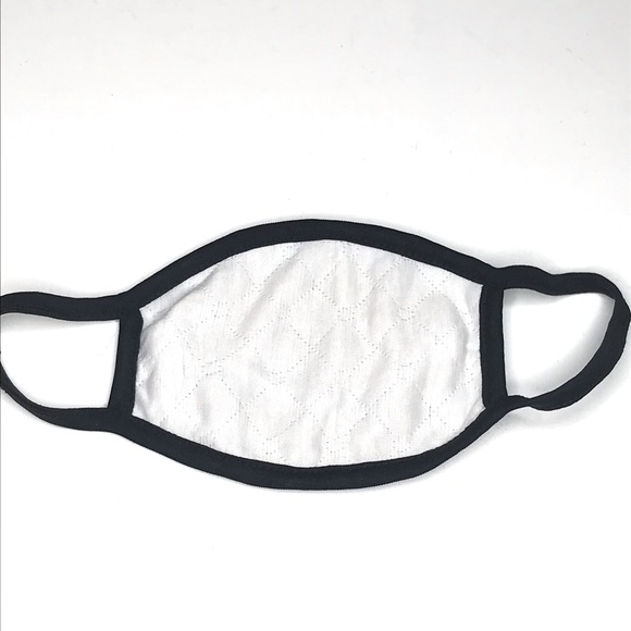 Sweetums Signatures Face Masks, Set of 2, Black - Picture 4 of 6